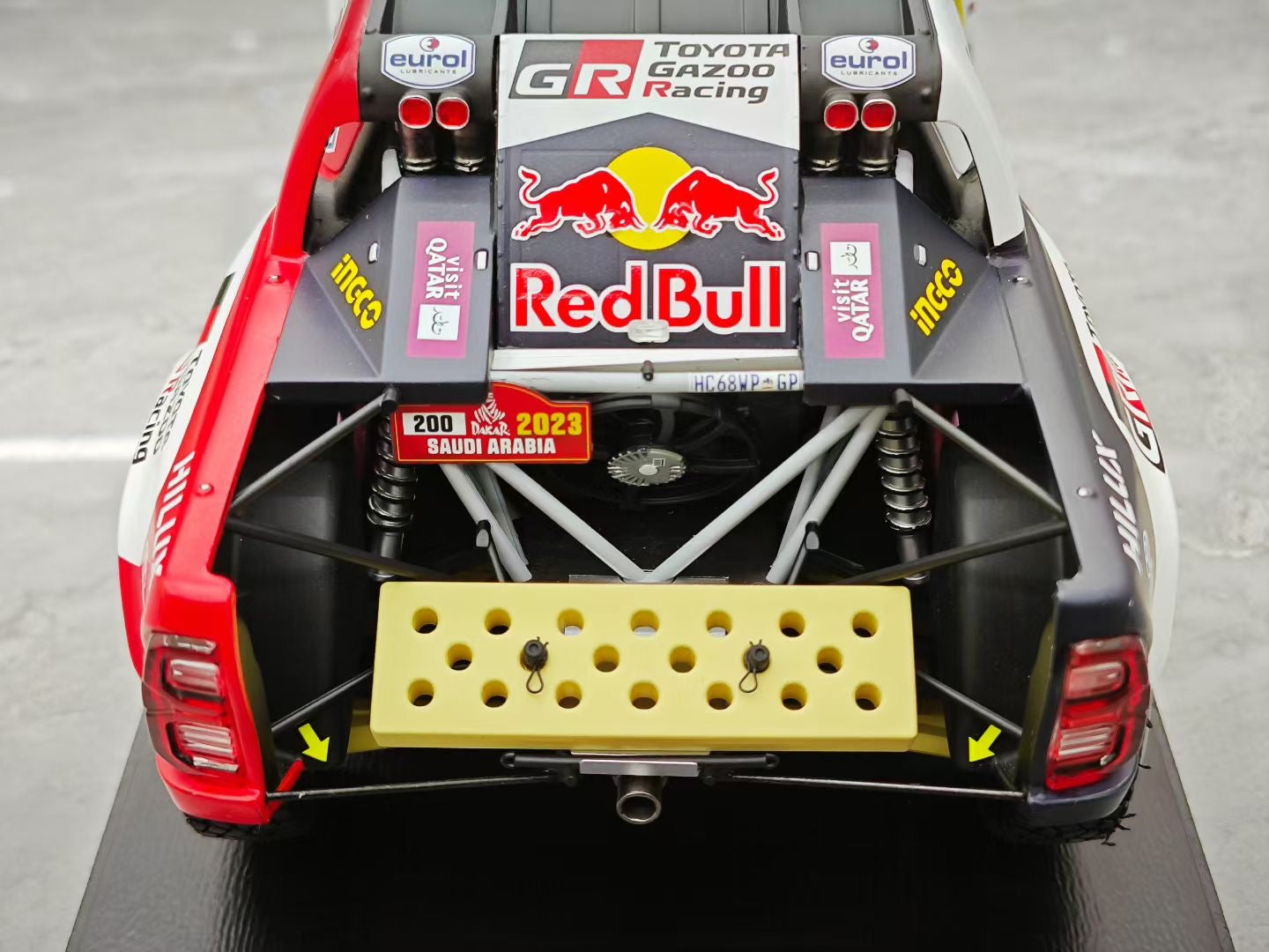 Spark 1/18 2023 Dakar Rally Victory Toyota HILUX No. 200