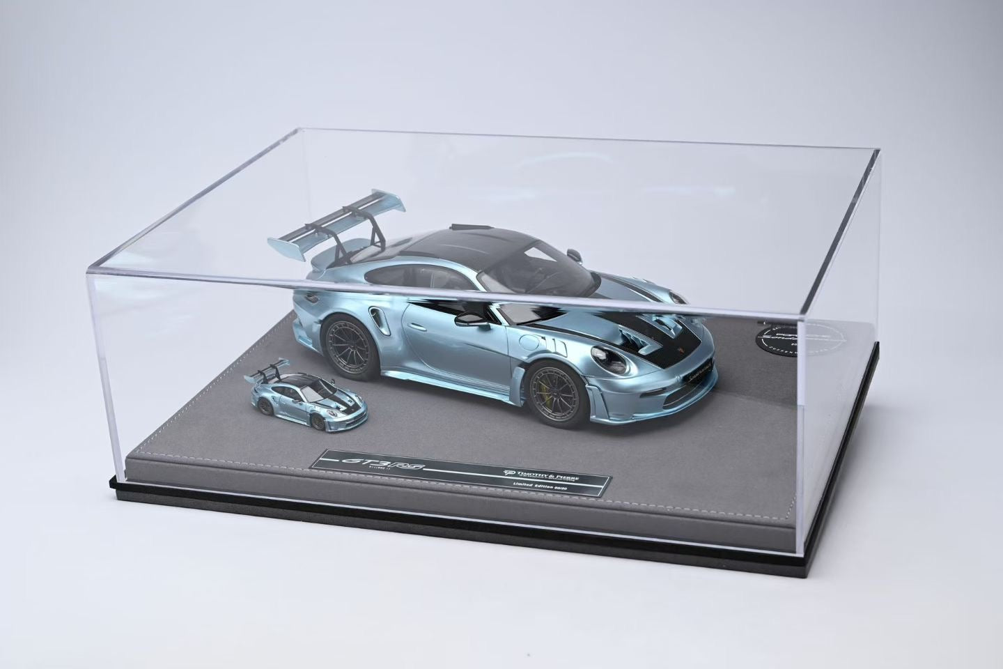 T & P High-End Resin Porsche 911 GT3 RS Sonderwunsch 1/18, 1/64