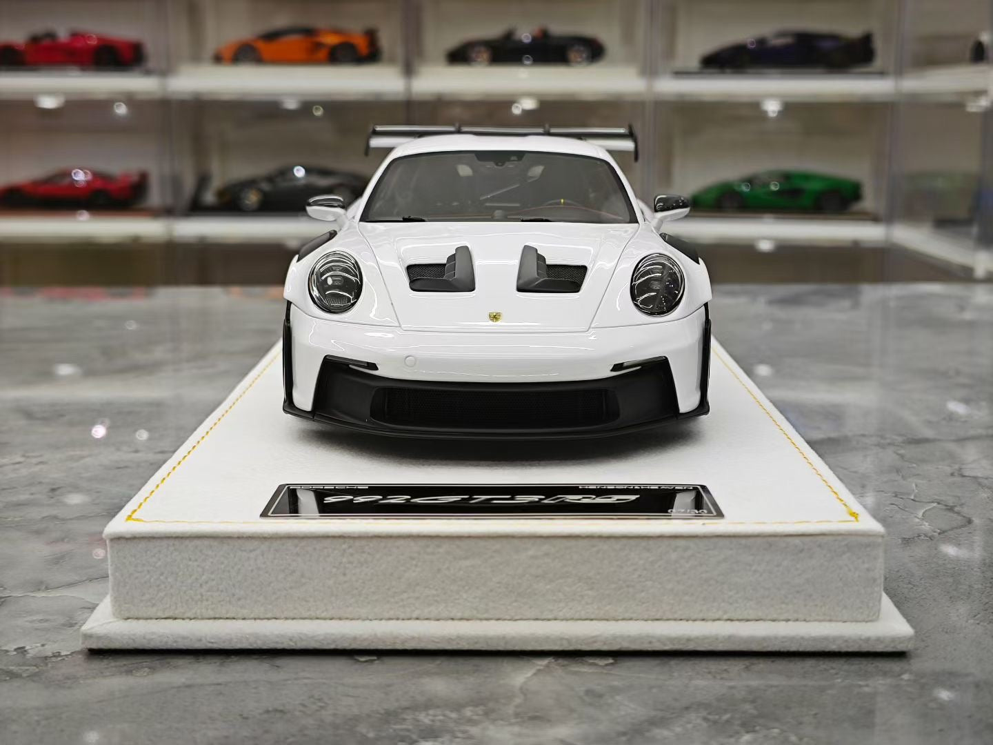 HH Model 1/18 Porsche 992.1 GT3 RS