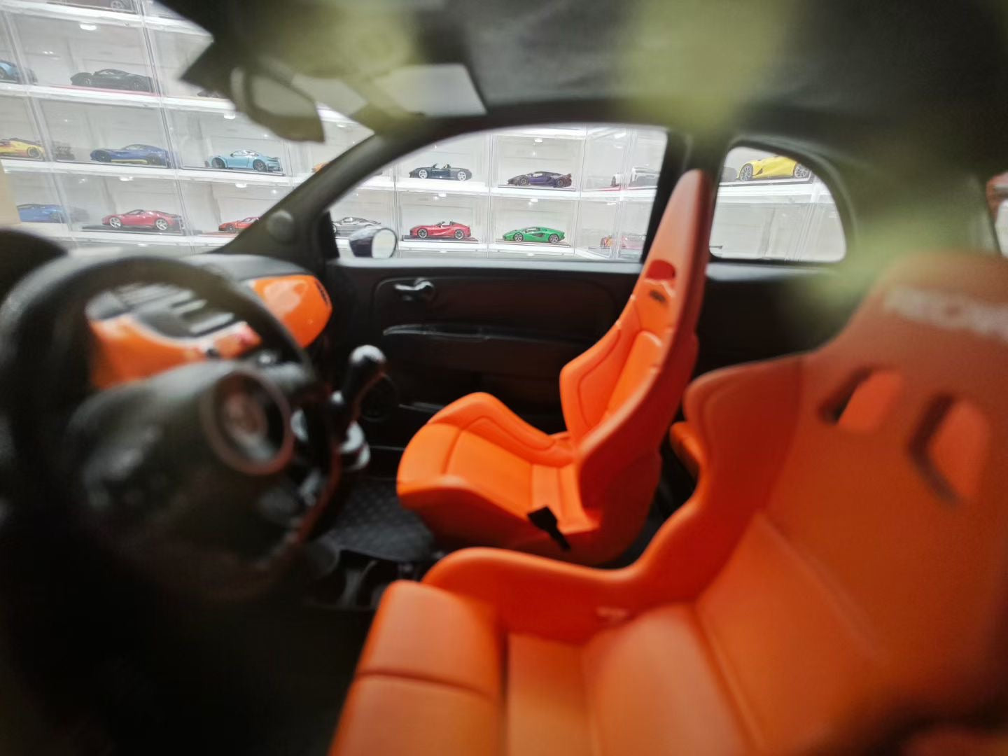 VIP 1/18 Abarth 595 LB Widebody