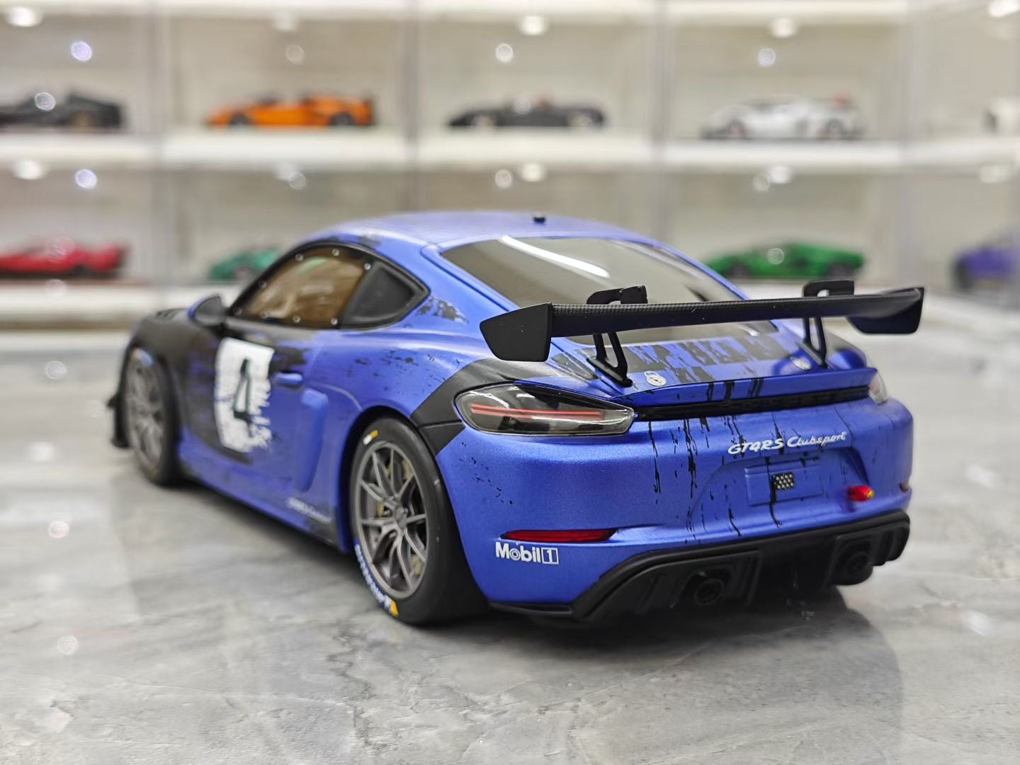 OTTO 1/18 Porsche Cayman 718 GT4 RS Resin