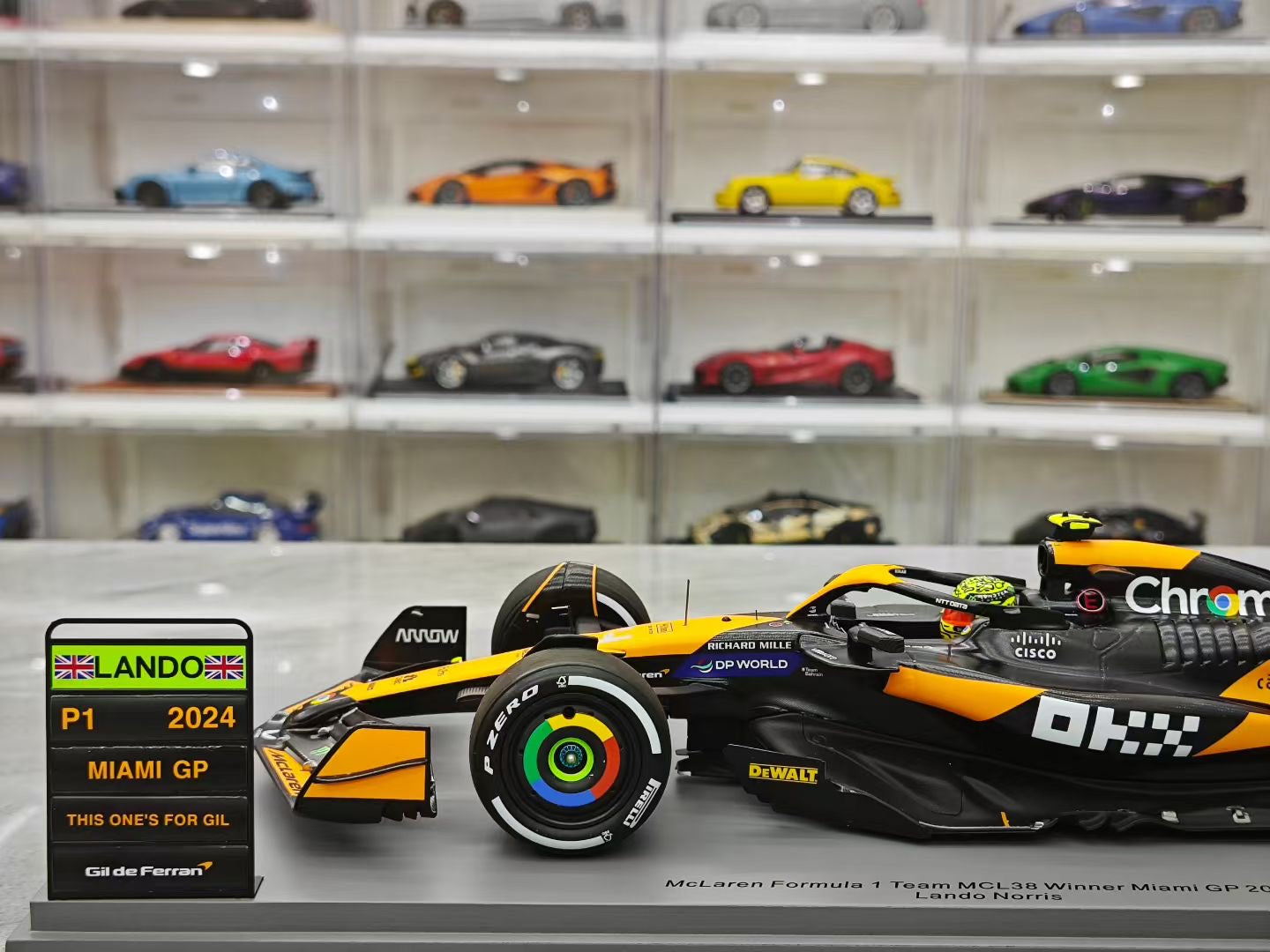 Spark 1/18 2024 Miami Grand Prix McLaren MCL38 Norris's first F1 title