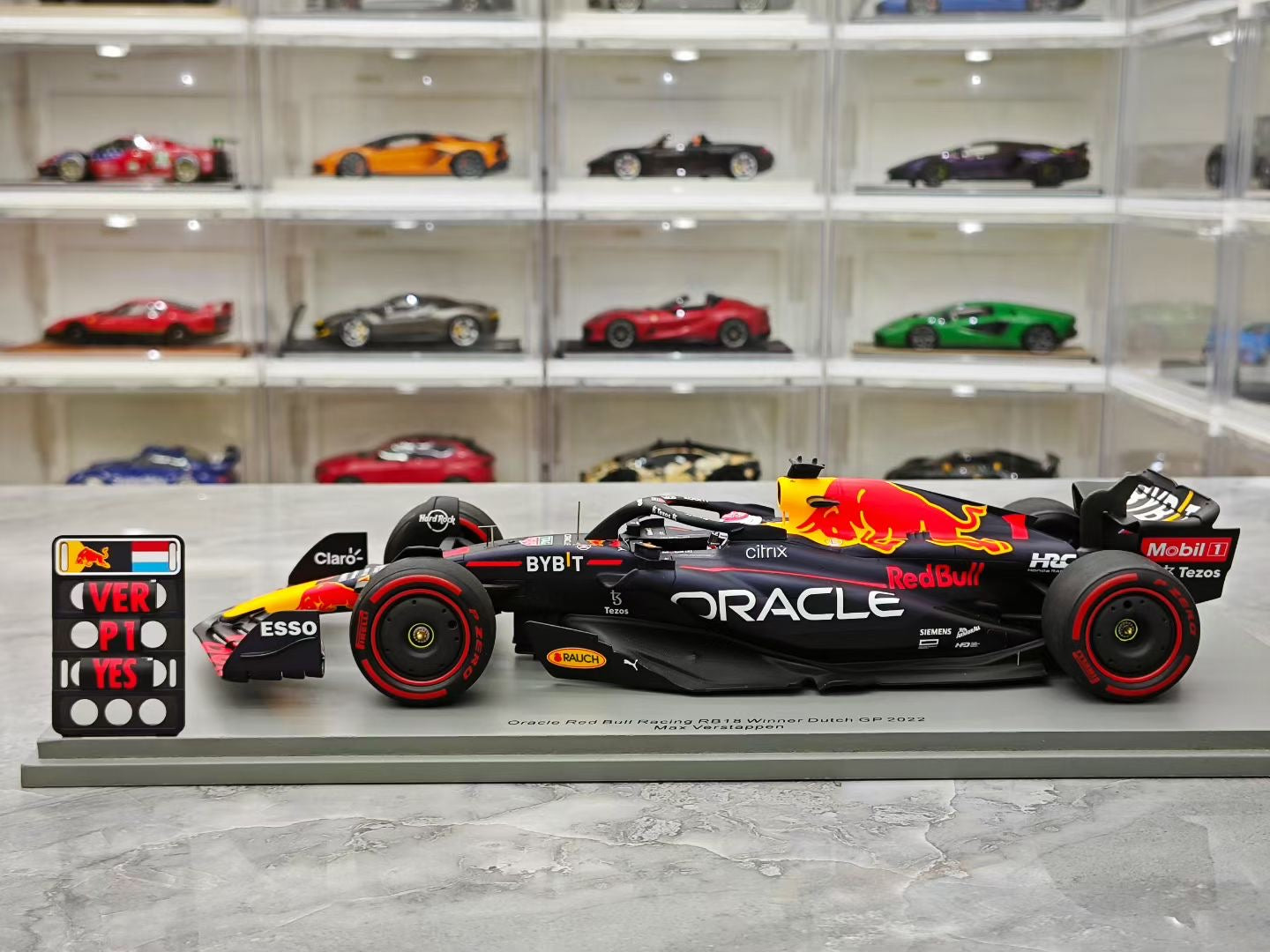 Spark 1/18 2022 Dutch Grand Prix Oracel RB18B Verstappen F1
