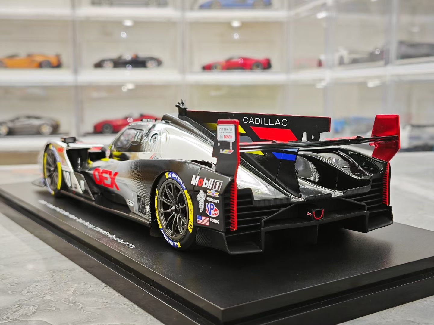 Topspeed 1/18 Cadillac V-Series.R #40