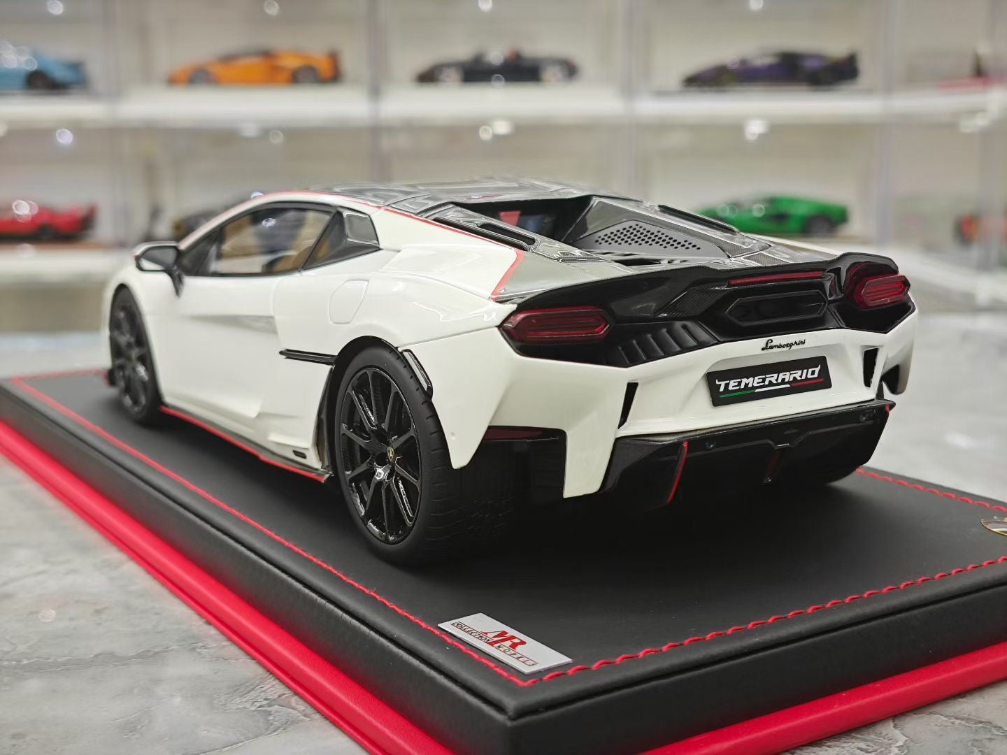 MR 1/18 Lamborghini New Temerario AP