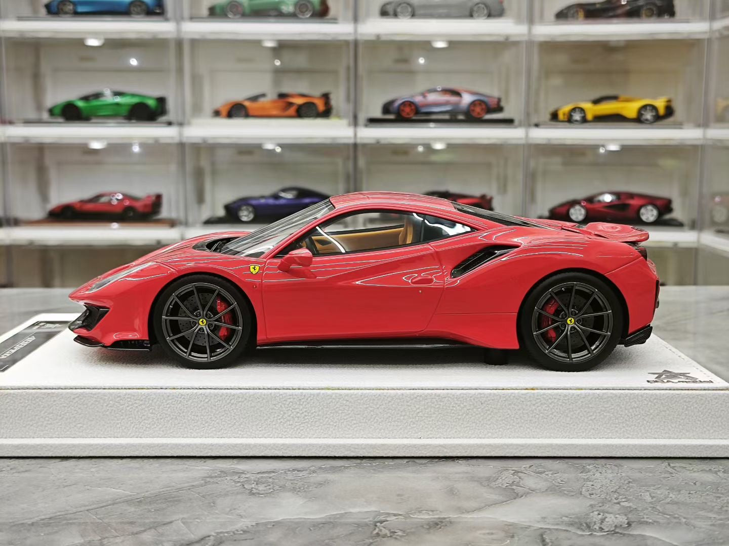 BBA Model Ferrari 488 Pista 1:18