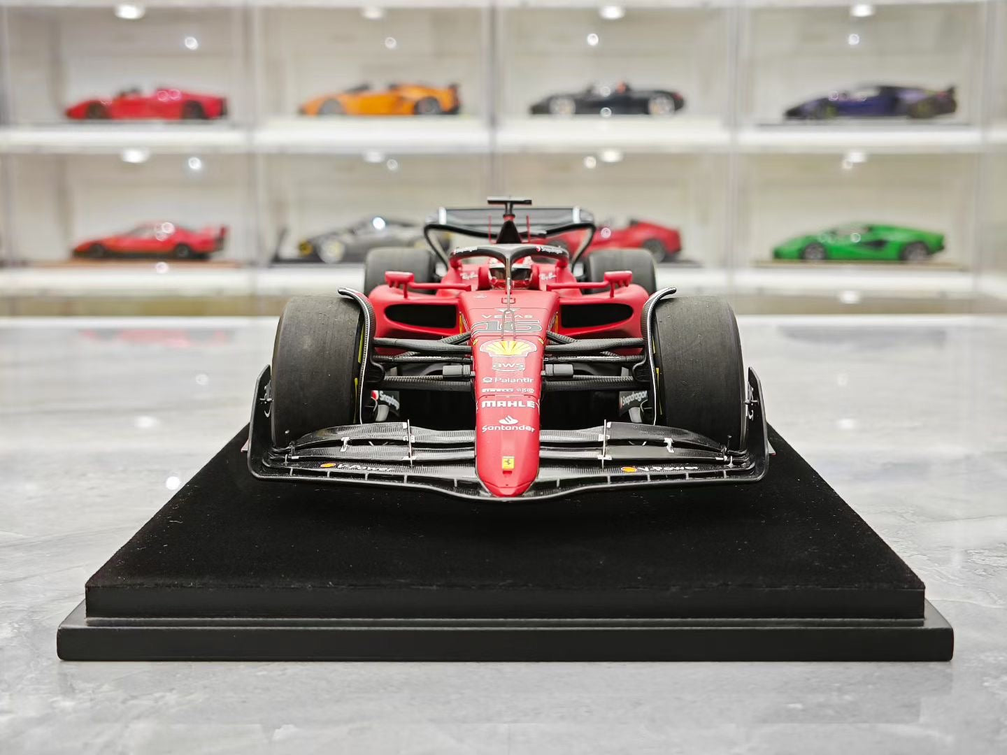 Looksmart 1/18 2022 Austrian Grand Prix F1-75 Leclerc F1 Victory