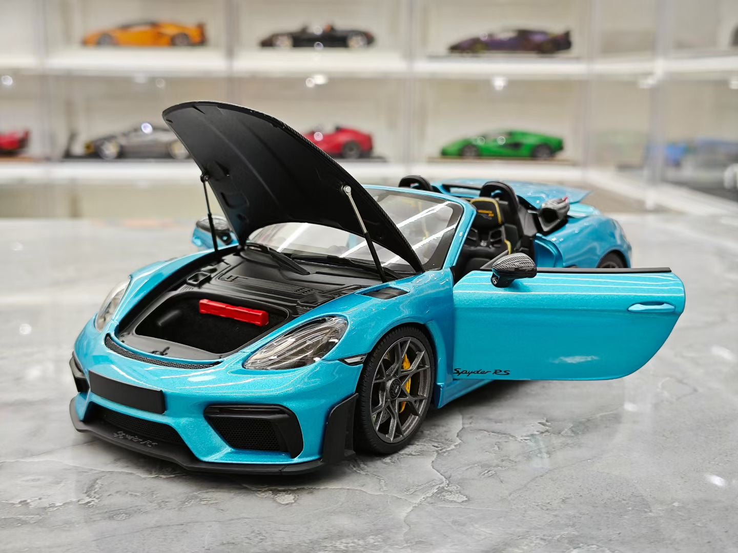 Minichamps 1/18 Porsche 718 SPYDER RS Convertible