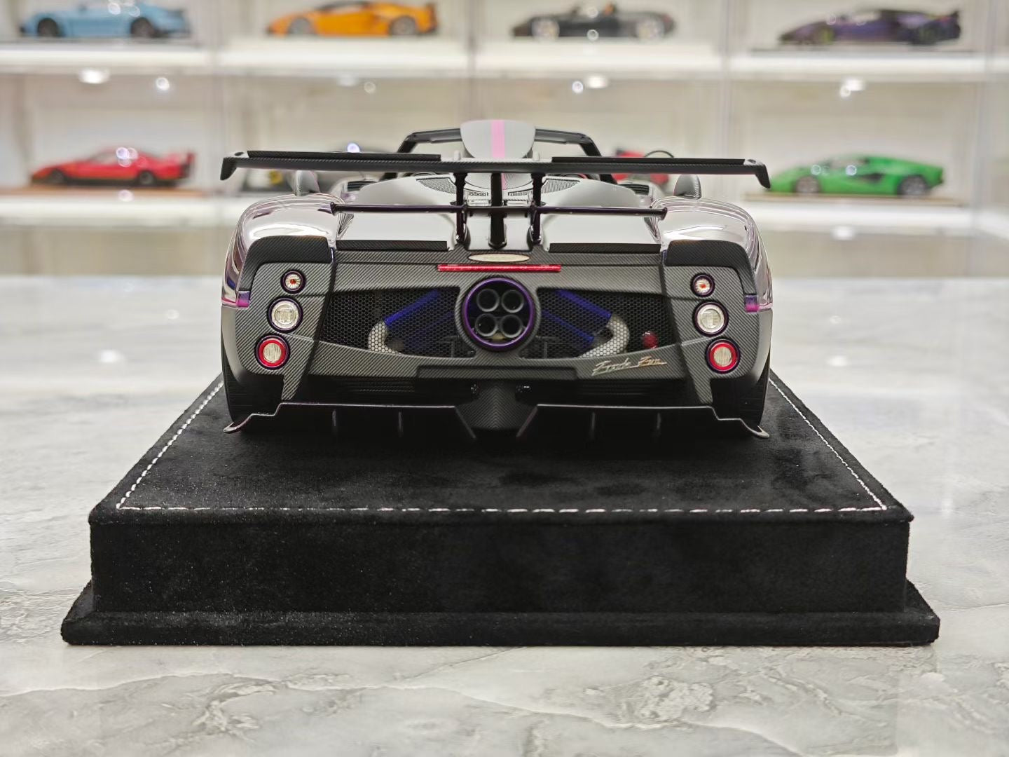 HH Model 1/18 Pagani Zonda Roadster 760