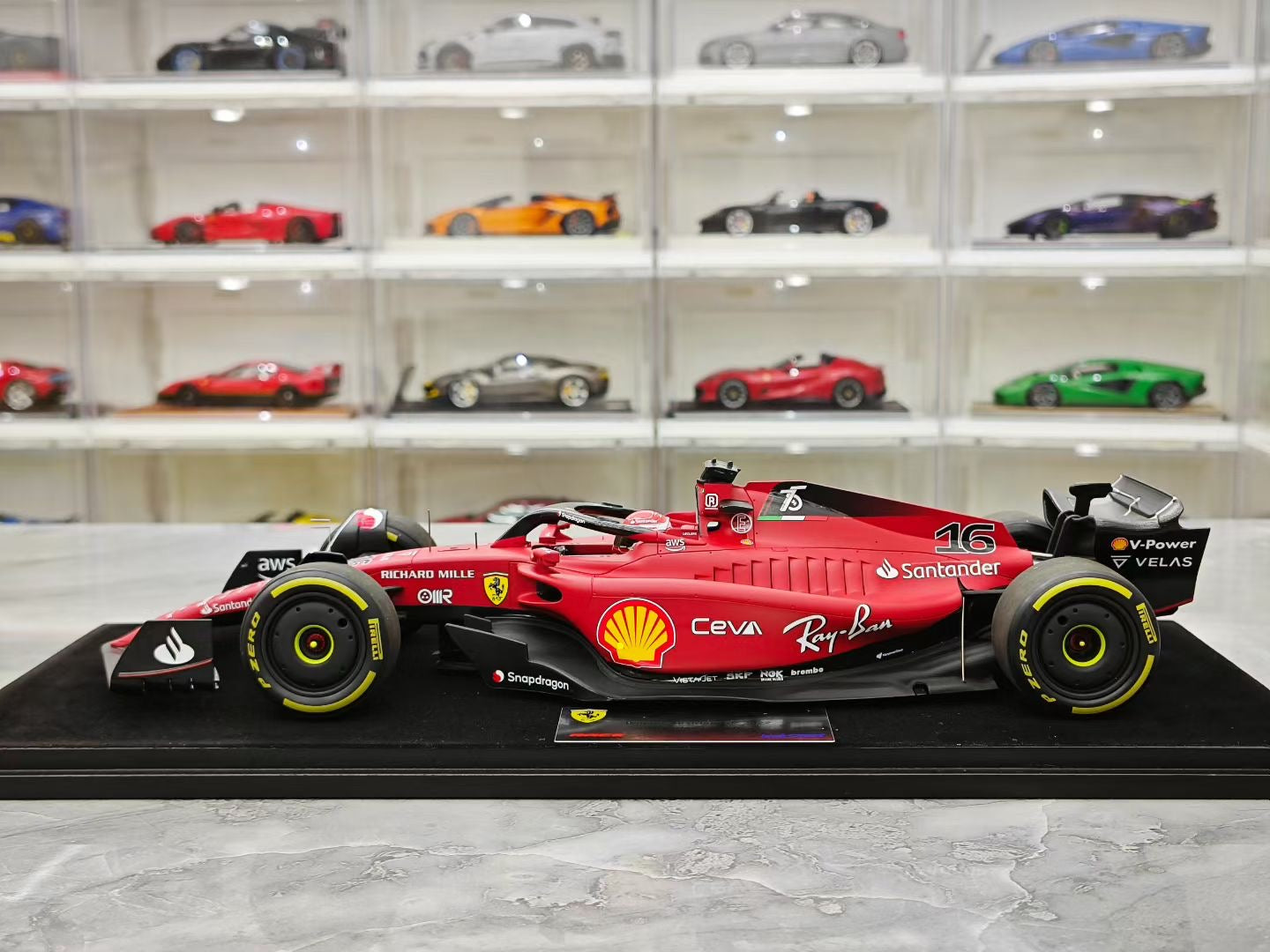 Looksmart 1/18 2022 Austrian Grand Prix F1-75 Leclerc F1 Victory