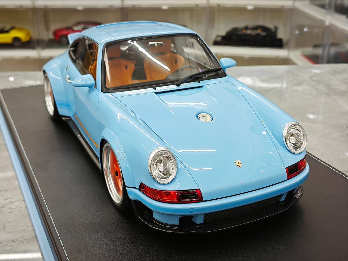 IVY 1/12 Porsche 911 Singer DLS