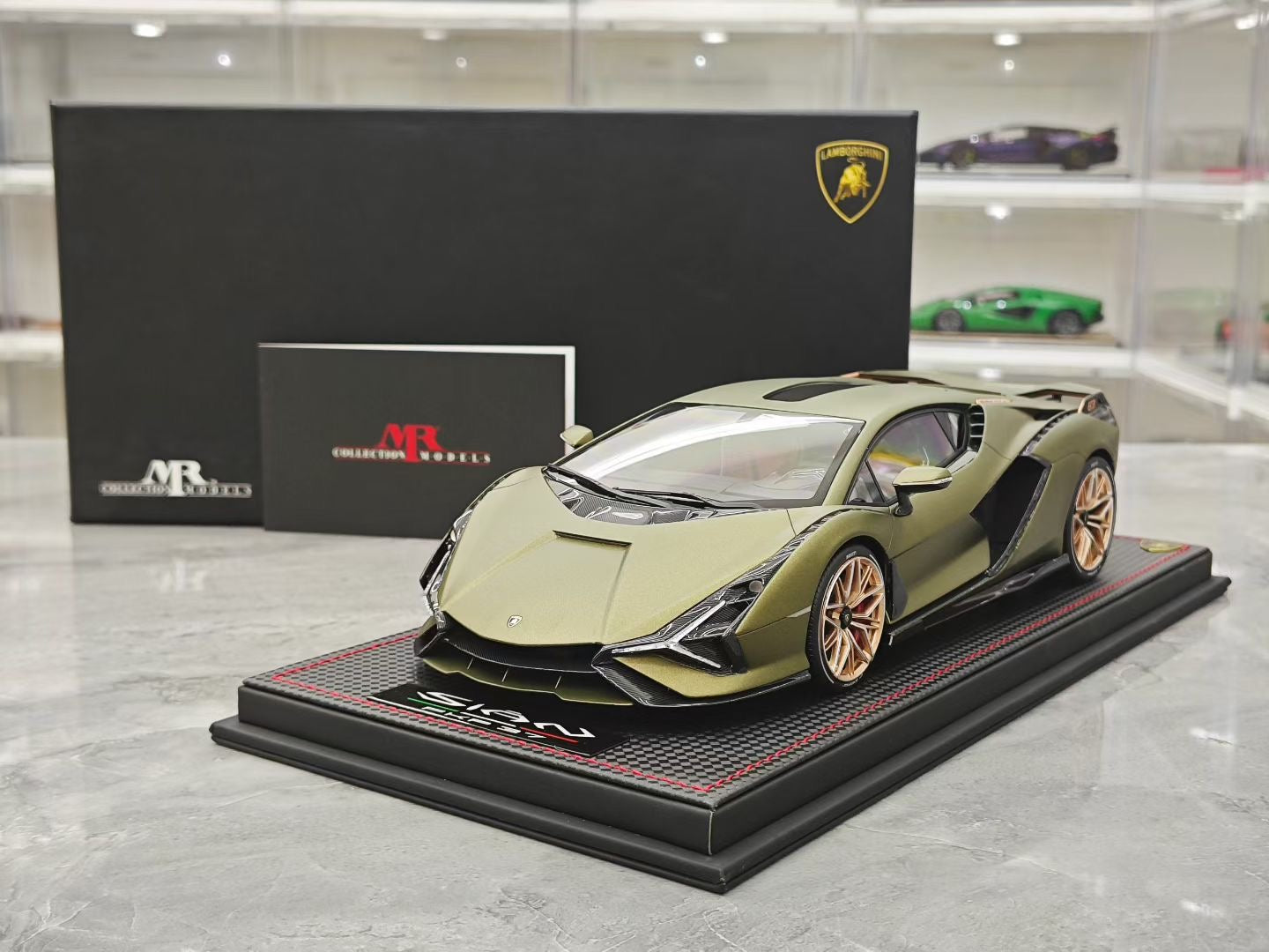 MR 1/18 Lamborghini Sian FKP 37