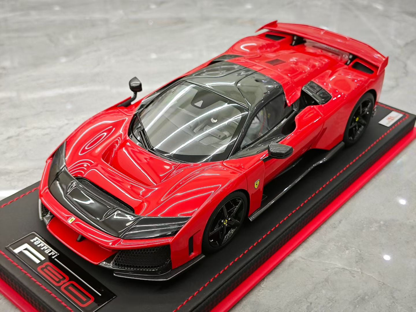 MR 1/18 Ferrari F80 New King Hardtop