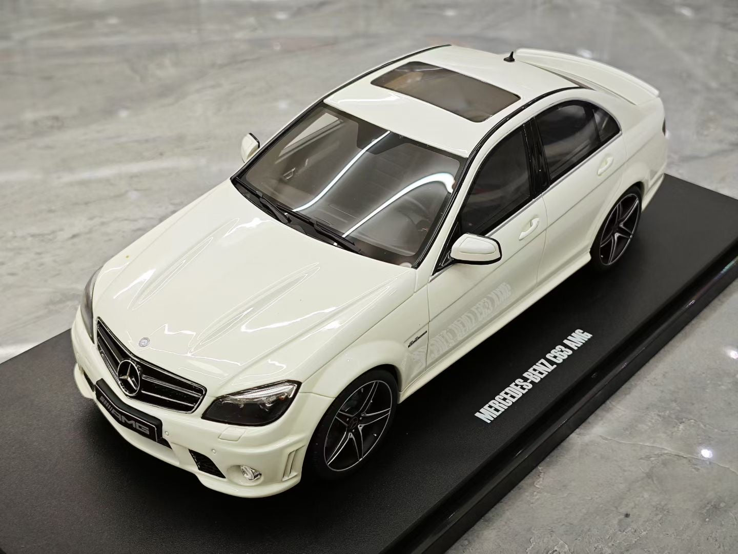 GT Spirit 1/18 2007 Mercedes-Benz C63 AMG