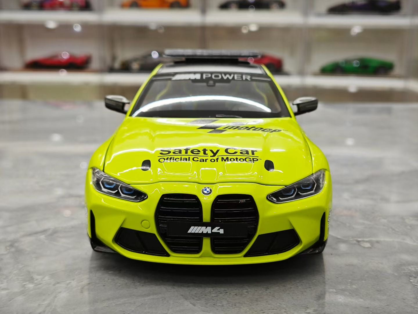 Minichamps  1/18 BMW M4 Competition