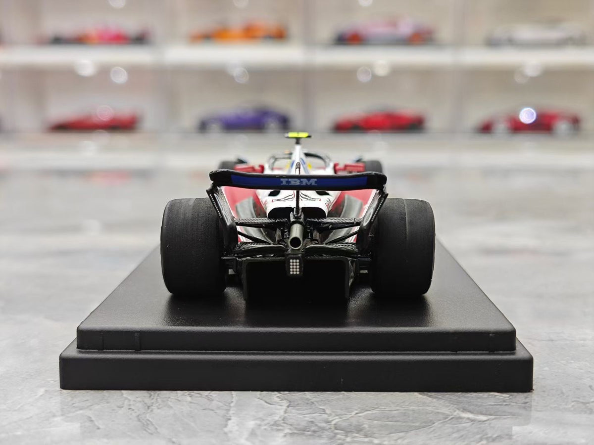 Looksmart 1:43 Scale SF25 (2025 Monza) – Lewis Hamilton F1