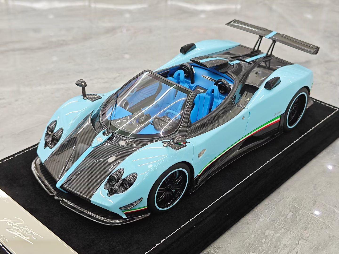 HH Model 1/18 Pagani Zonda Cinque