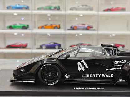GT Spirit Lamborghini Countach LB-Works 1:18 Resin Model
