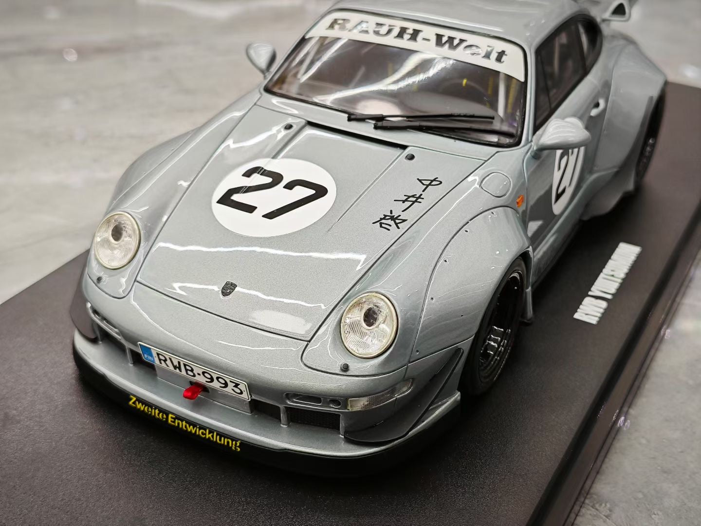 GT Spirit 1/18 Porsche 993 RWB