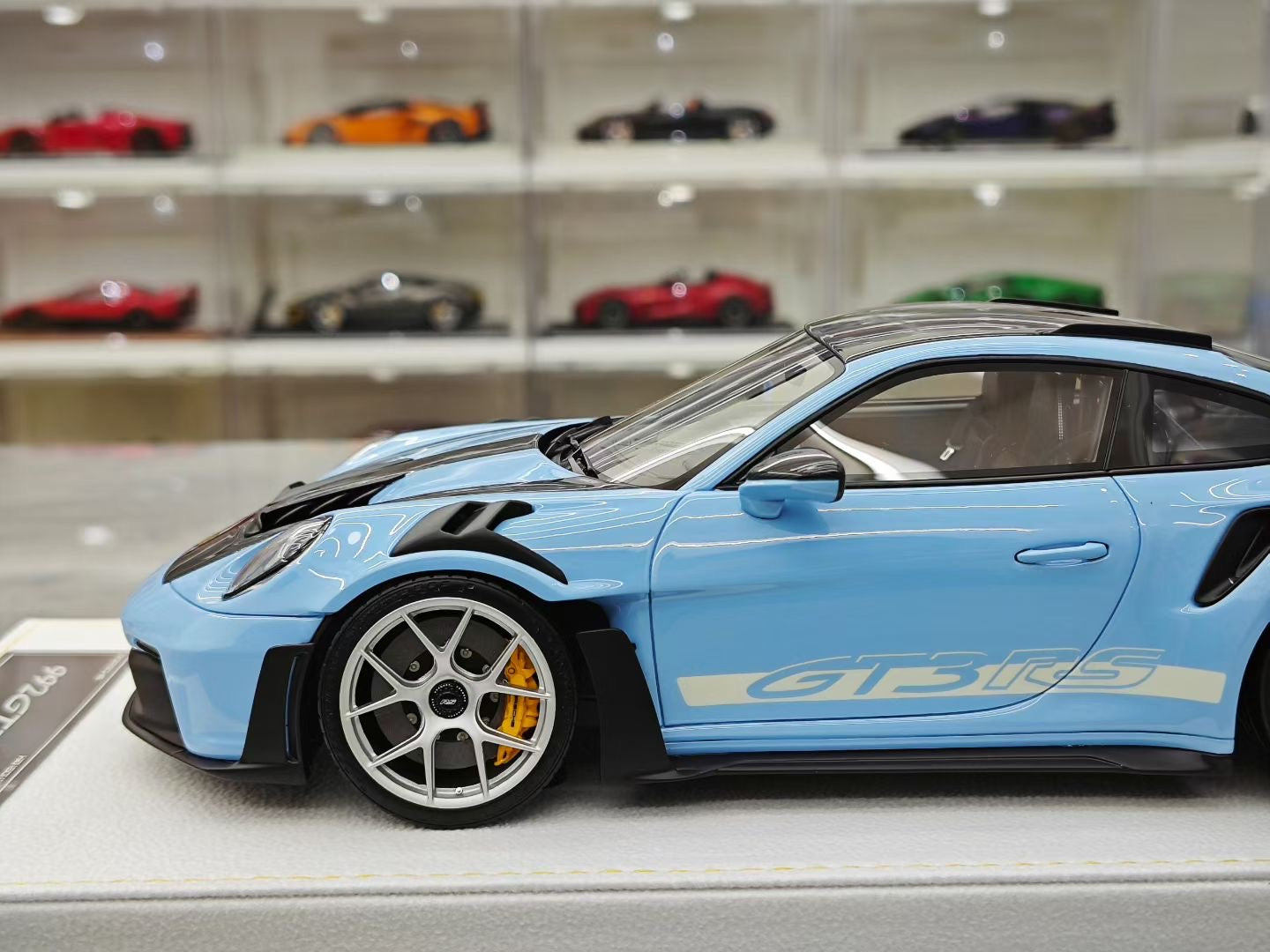 HH Model 1/18 Porsche 992.1 GT3 RS
