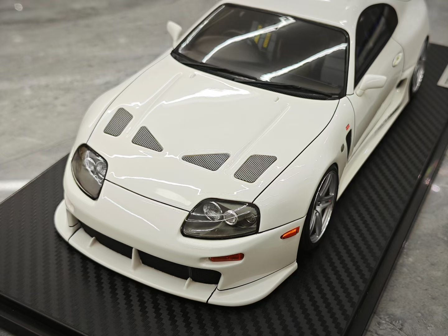 IG 1/18 Toyota Supra A80 TRD 3000GT JDM Resin Model