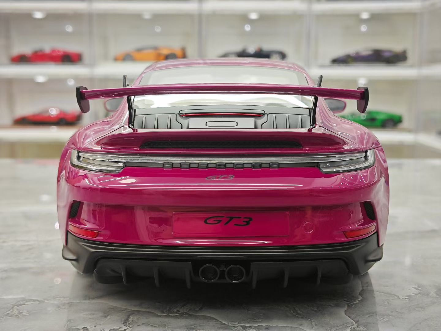 GT Spirit 1/12 Porsche 911 992 GT3