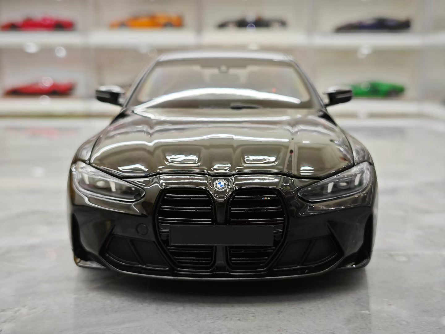 MINICHAMPS 1/18 2024 BMW M4 Alloy Fully Open