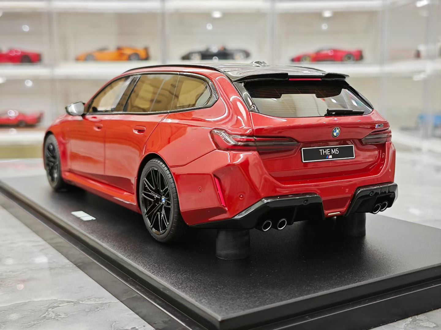 GT Spirit 1/18 BMW M5 Touring