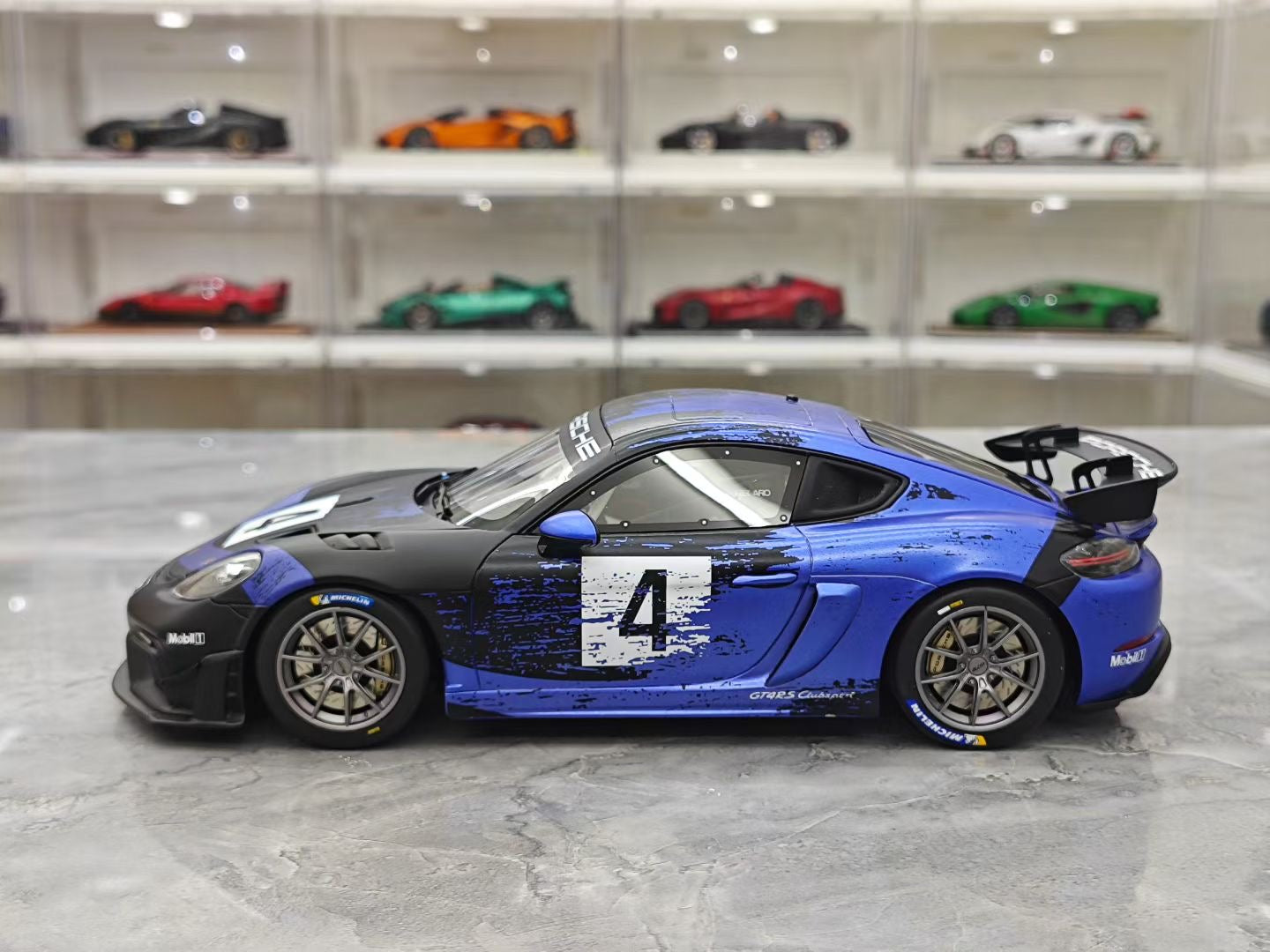 OTTO 1/18 Porsche Cayman 718 GT4 RS Resin