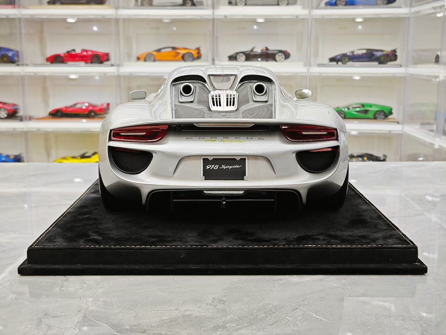HH Model 1/8 Porsche 918 Spyder Resin