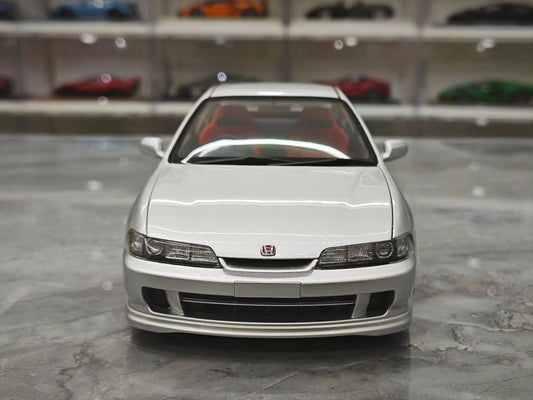 MH 1/18 Honda Civic Type R DC2
