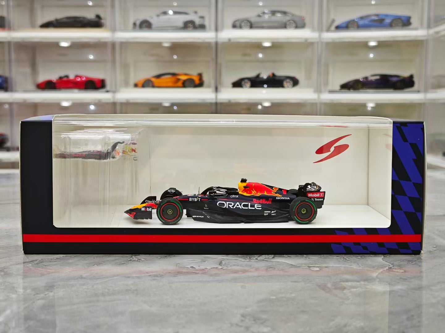 SMC Spark 1/43 2022 Japanese Grand Prix - Verstappen, two F1 championships