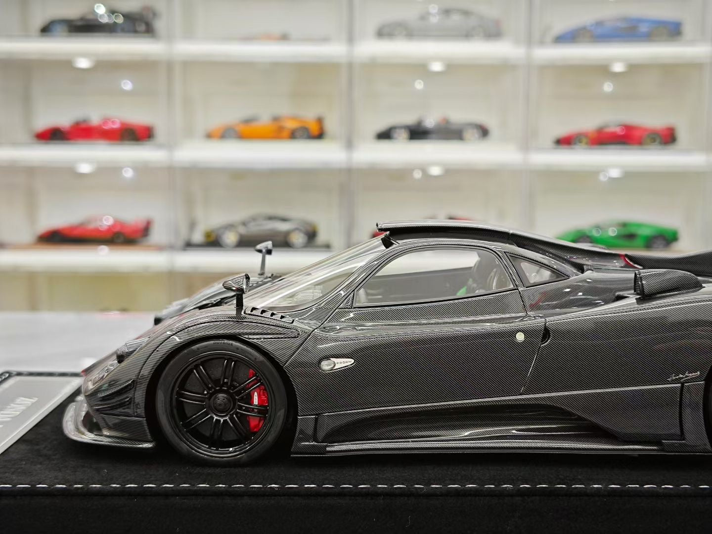 HH Model 1/18 Pagani Zonda 760
