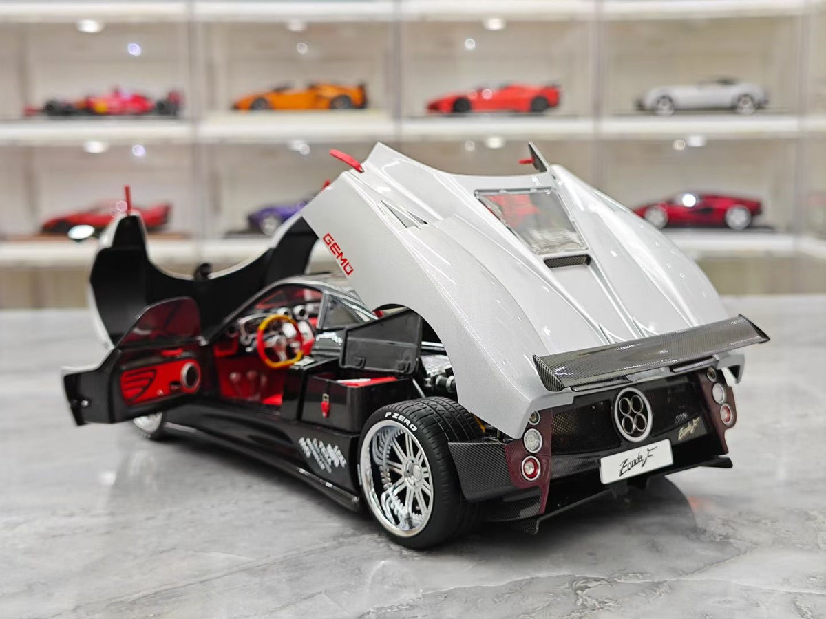 AR Pagani Zonda F (Brown) – 1:18 Die-cast Model