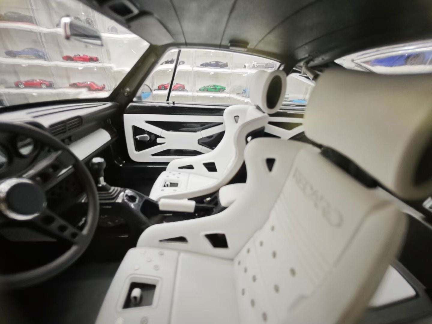 IVY 1/12 Porsche 911 Singer DLS