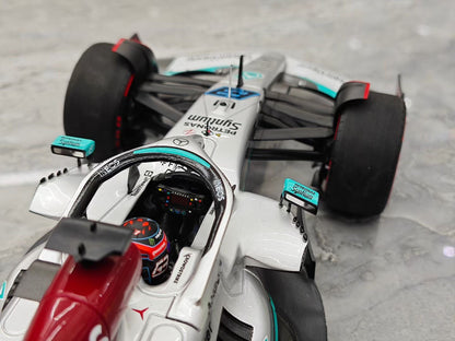 Minichamps 1:18 2022 Spanish Grand Prix W13 – Russell (F1 Diecast)