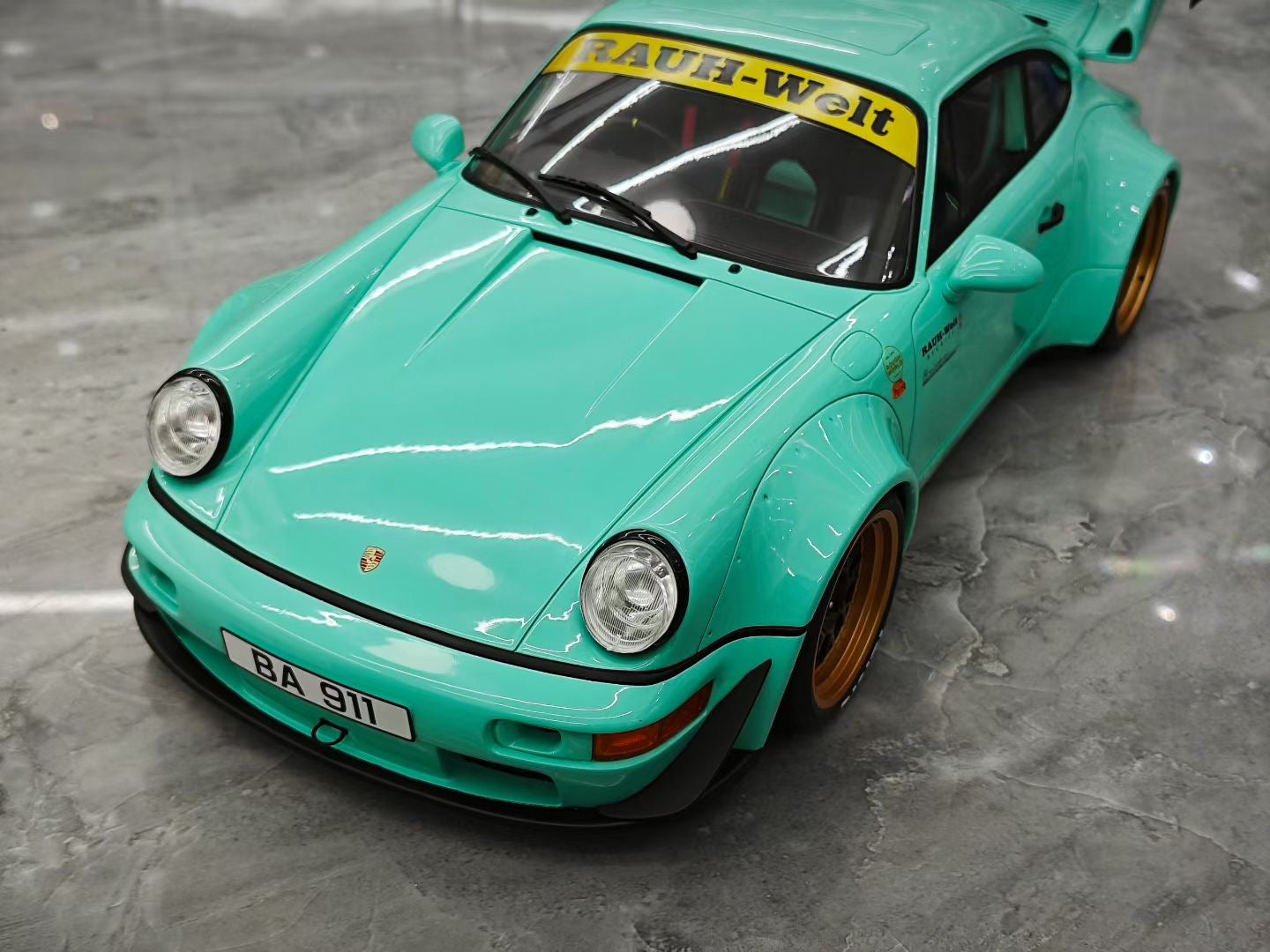 GT Spirit 1/12 Porsche 964 RWB Widebody