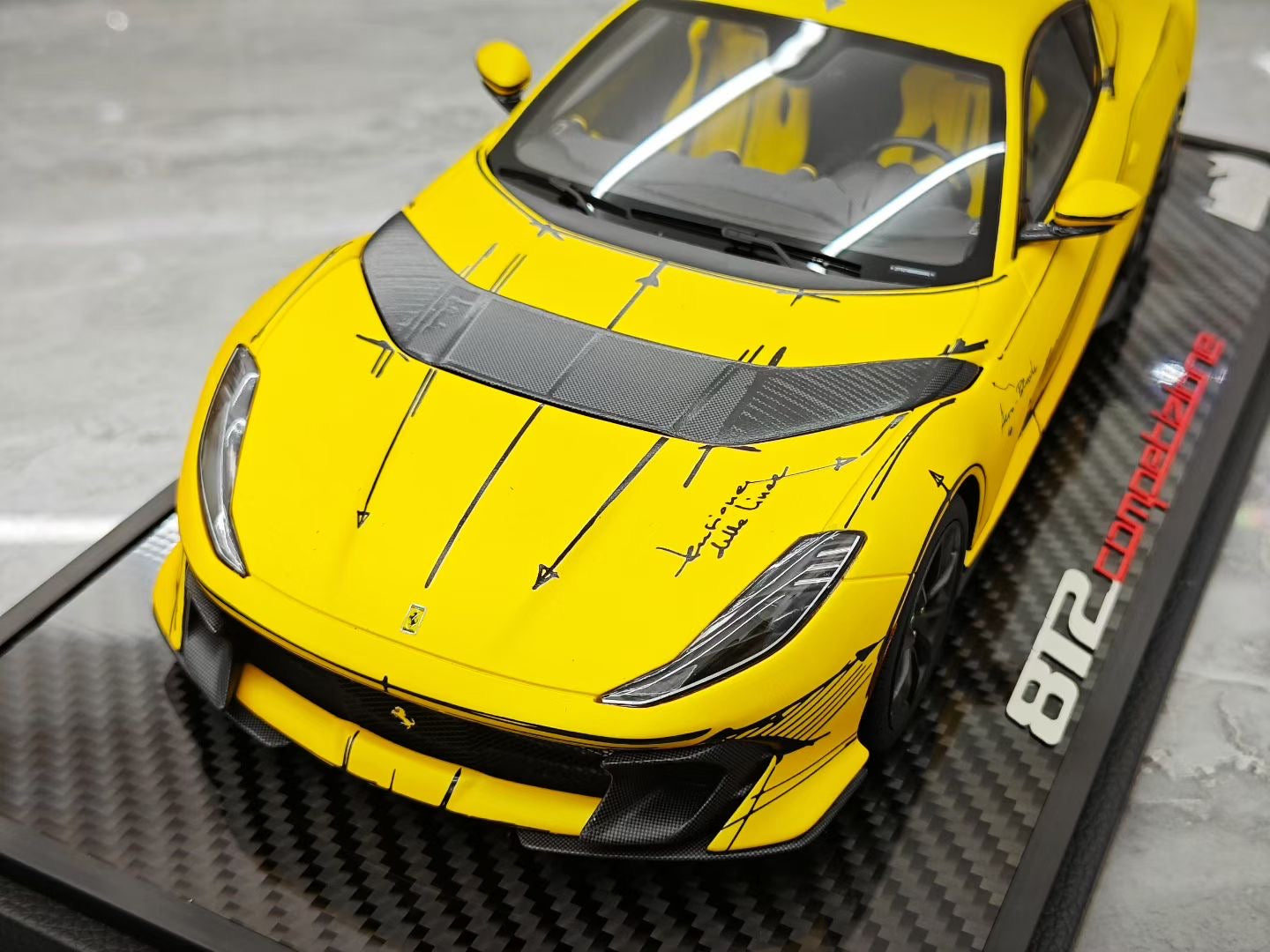 BBR 1/18 Ferrari 812 Competizione Sketch