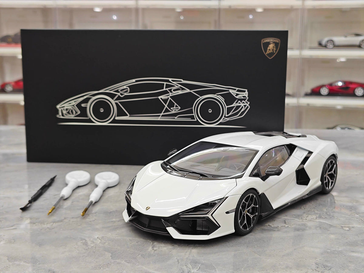 LCD Lamborghini Revuelto (New Flagship V12) 1:18 Scale Die-cast Model – Fully Opening Parts