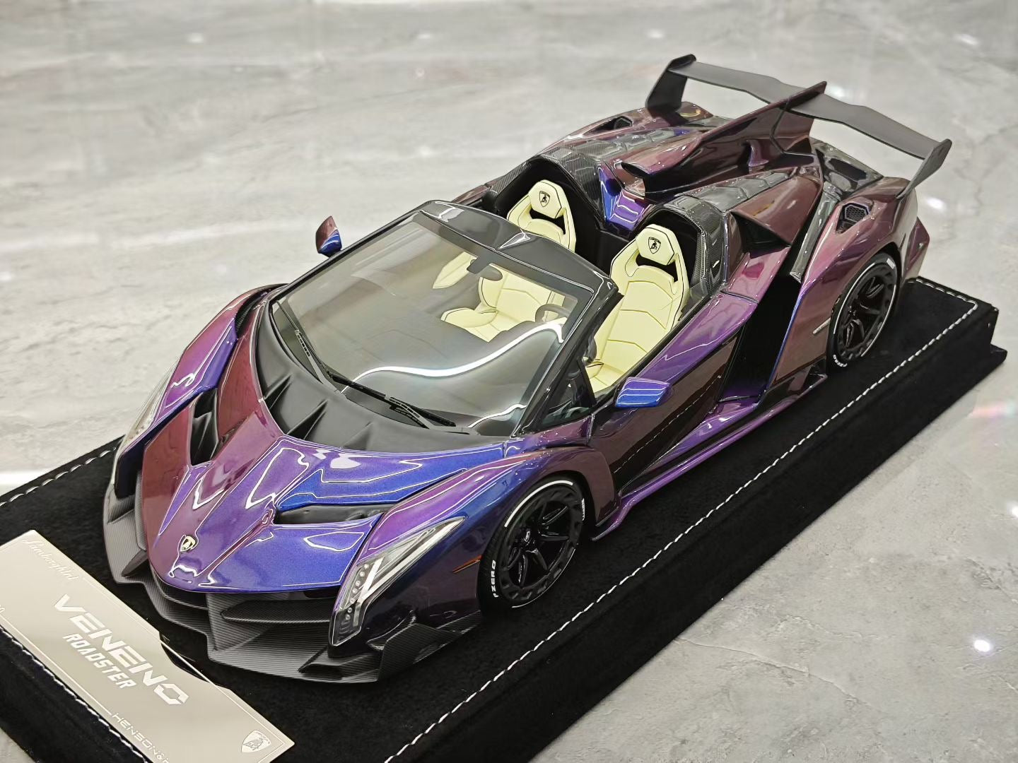 HH Model 1/18 Lamborghini Veneno Roadster