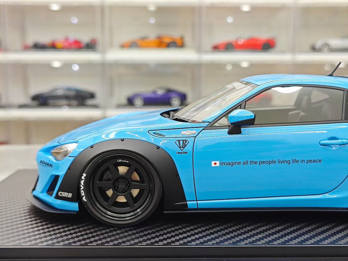 IG Toyota 86 LB-Nation Works Widebody 1:18 Resin Model