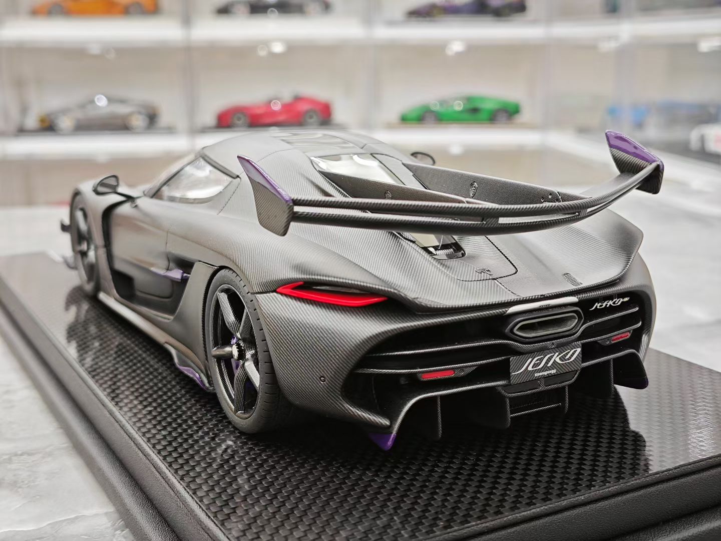 Frontiart 1/18 Koenigsegg Jesko