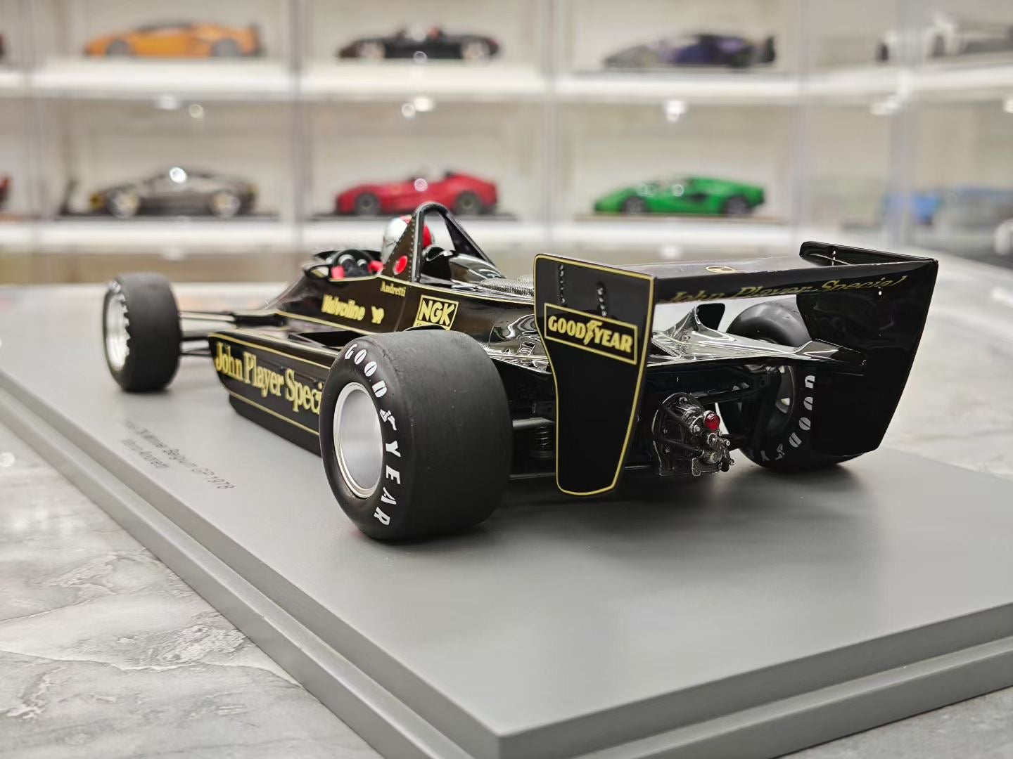 Spark 1/18 1978 Belgian Grand Prix, Lotus Victory 5 car