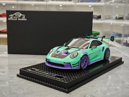 VIP 1/18 Porsche 911 GT3 RS - Manthey Racing