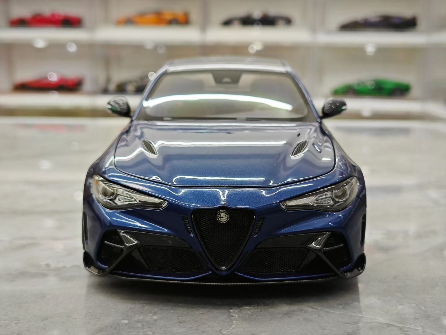 MH 1/18 Alfa Romeo Giulia GTAm