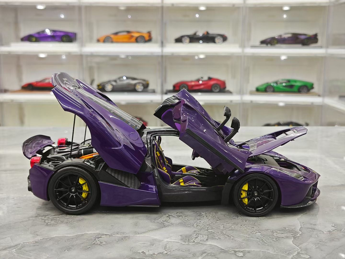 BBR 1/18 Ferrari LaFerrari Dubai Purple Alloy Full Open