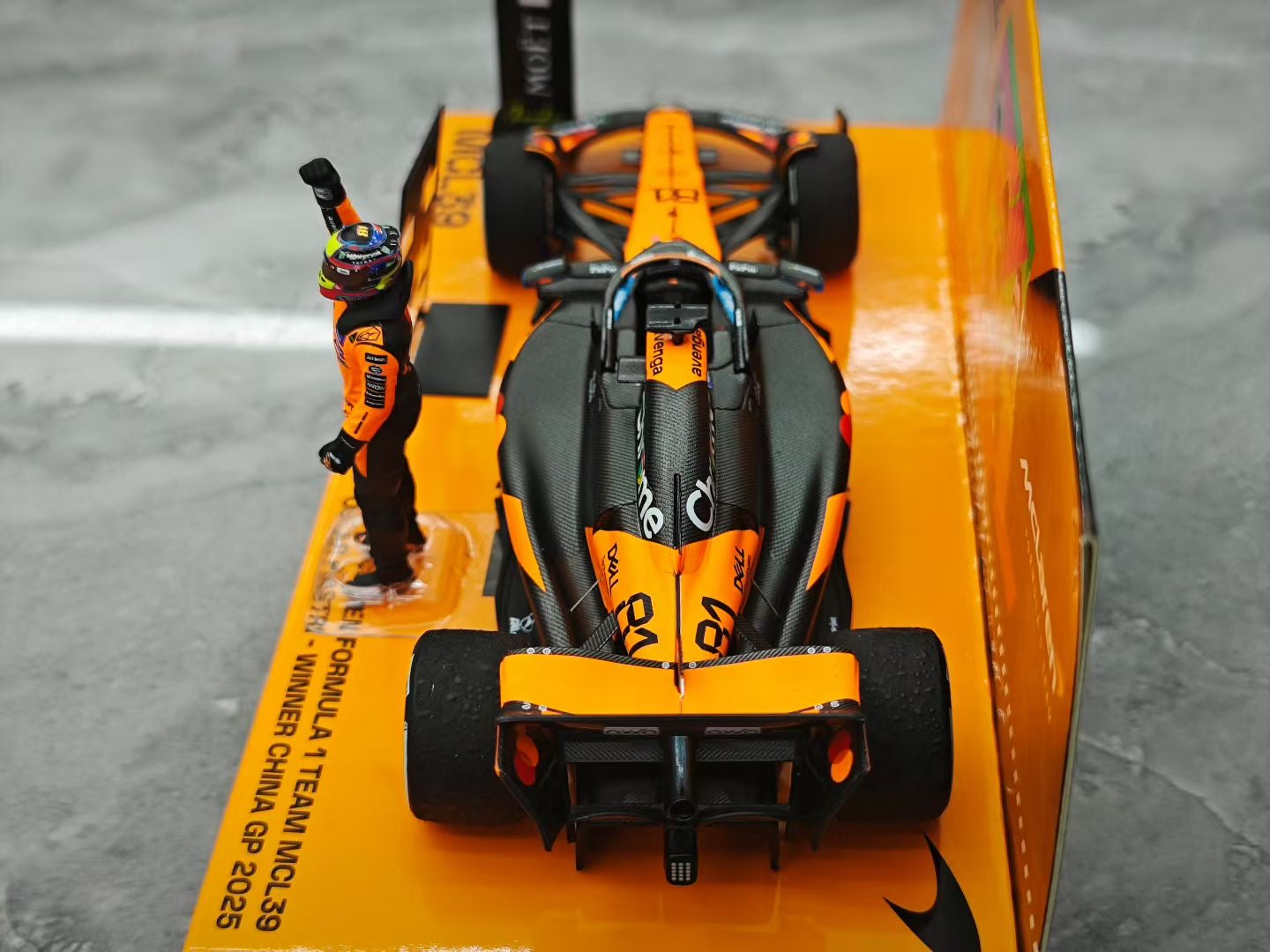 MINICHAMPS  1/43 2025 China Grand Prix MCL39 Special Edition Piastri F1