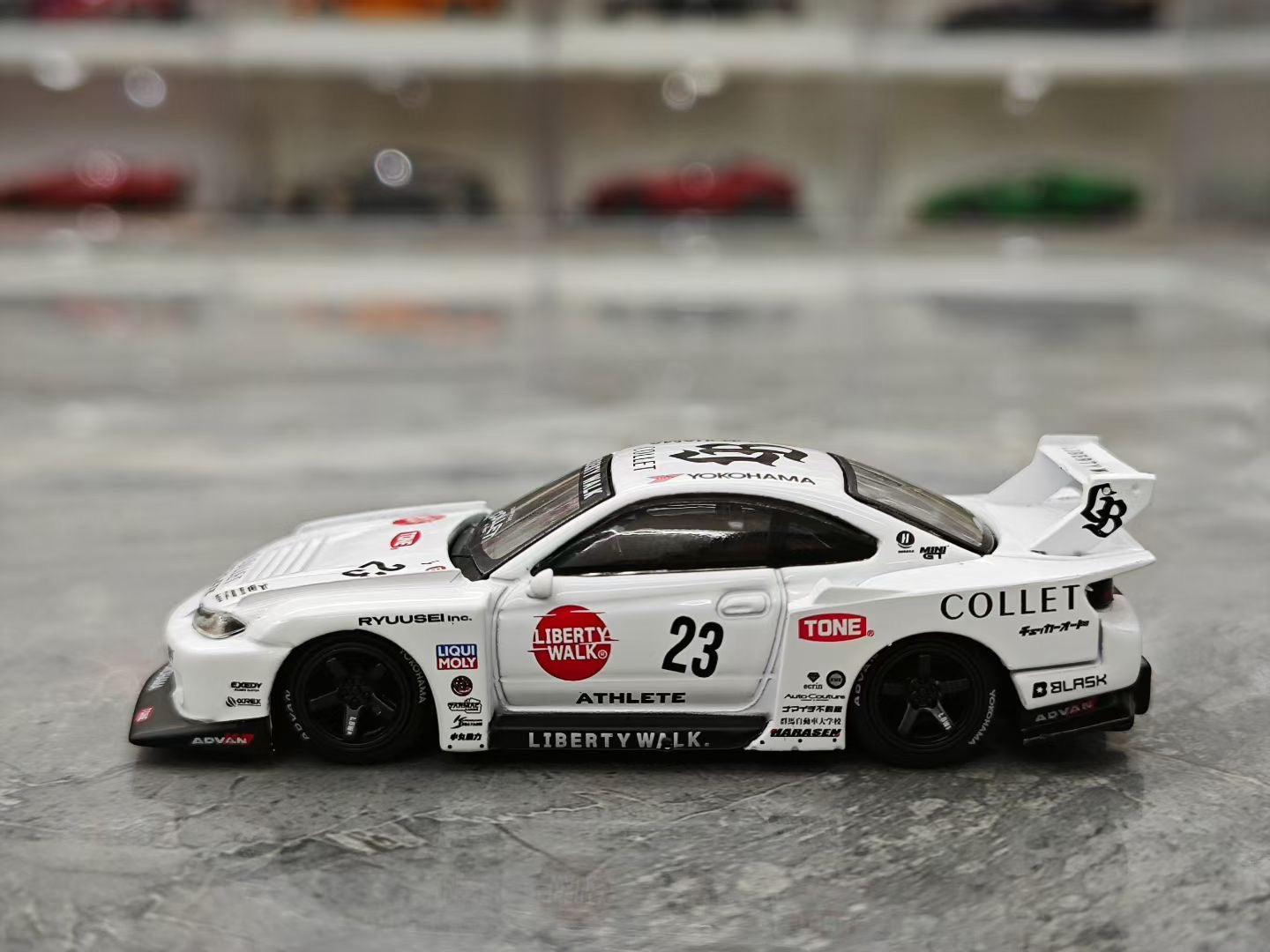 MINI GT 1/64 Nissan LB-Super S15