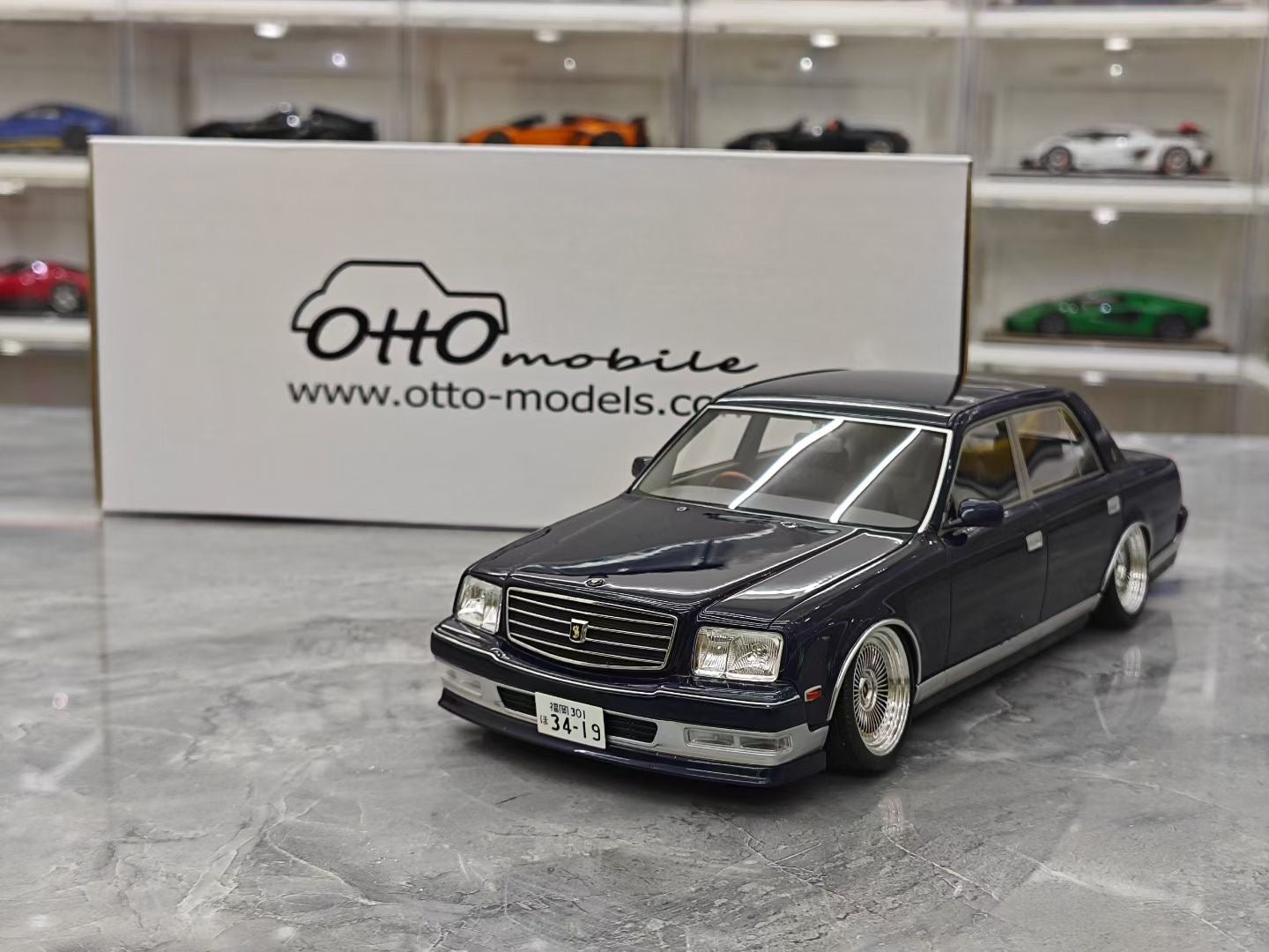 OTTO 1/18 Toyota Century V12 Resin