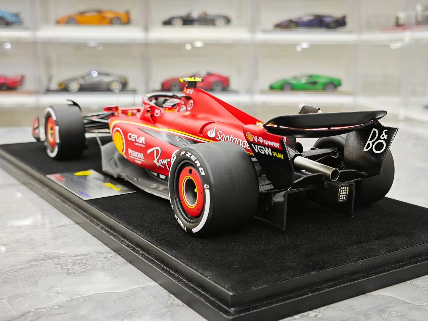 Looksmart 1/18 2024 Australian Grand Prix SF24 Sainz F1